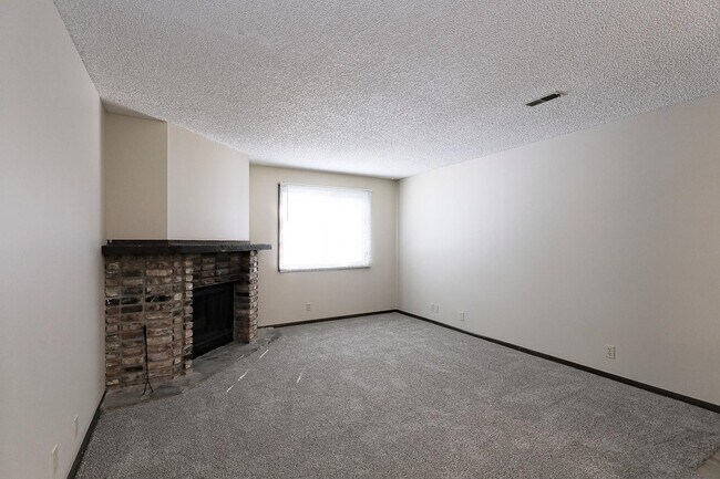 Building Photo - 4501 Madison Ave