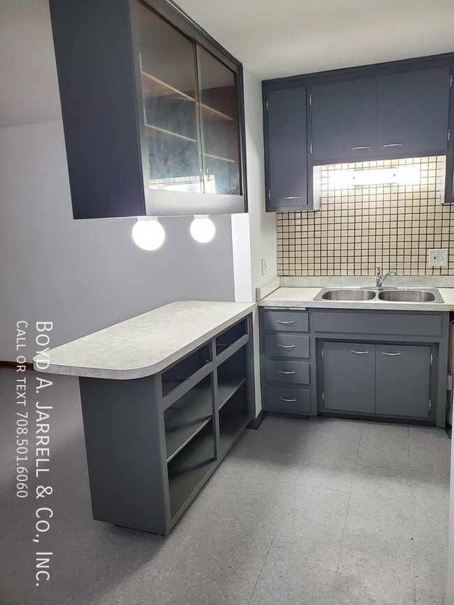 Building Photo - 431 Dixie Hwy