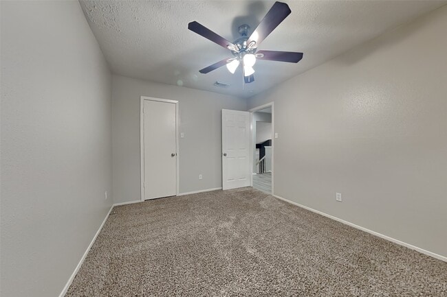 Building Photo - 4810 Ingleside Ct
