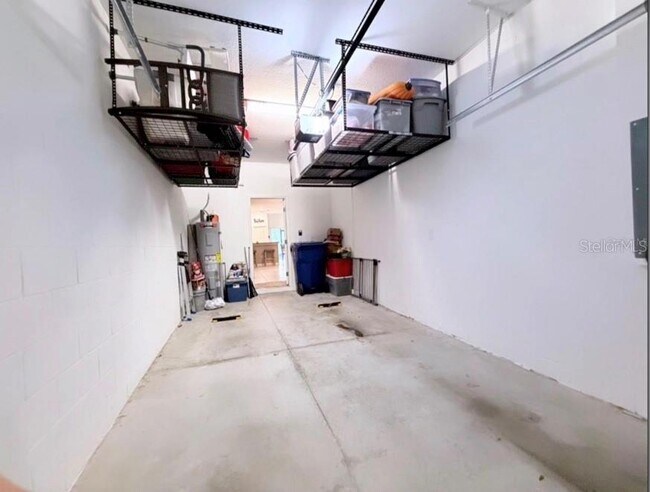 Building Photo - 6047 Acara Ln
