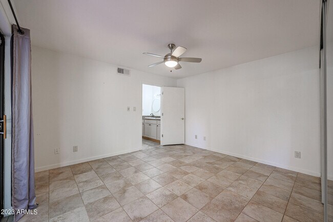 Building Photo - 9355 N 91st St