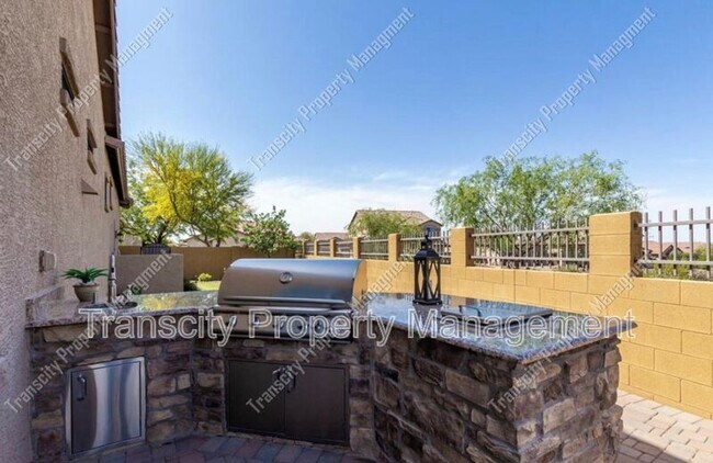 Building Photo - 8510 E Leland St