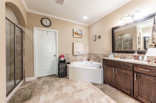 Building Photo - 403 Marina View Dr