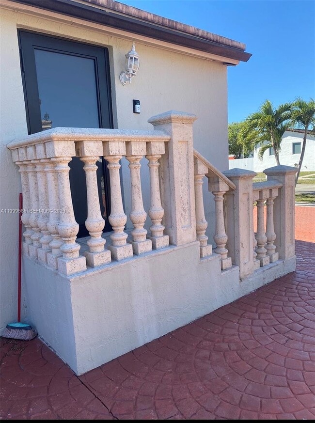 Building Photo - 3181 SW 84th Ct