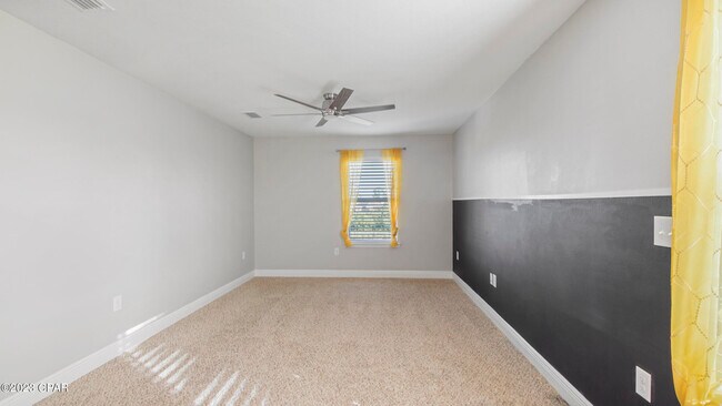 Building Photo - 310 Confidence Wy