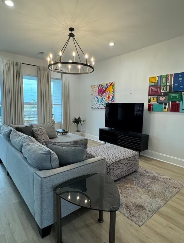 Building Photo - 8413 Benjamin St