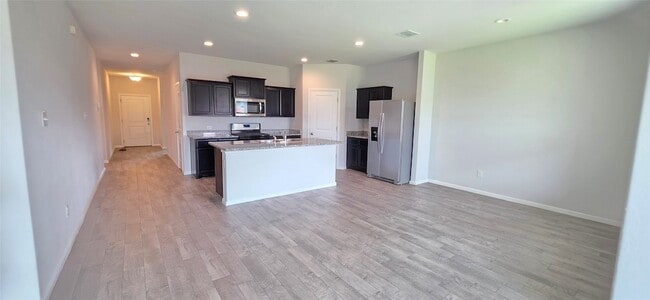Building Photo - 9021 Eagles Landing Dr