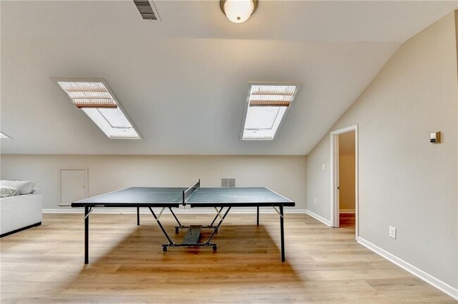 Building Photo - 106 Magnolia Grove