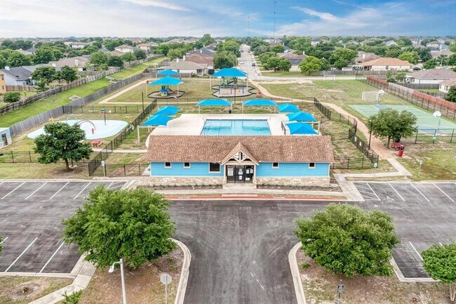 Building Photo - 233 Wallops