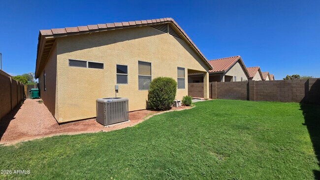 Building Photo - 12523 W Estero Ln