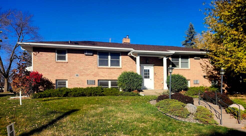 Primary Photo - 7224 33rd Ave N