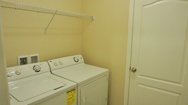 Building Photo - Corner Lot - Central Pointe (SW Winter Haven)