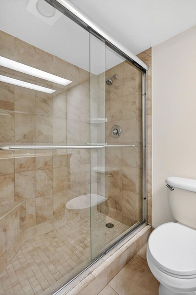 Building Photo - 2651 S Palm Aire Dr