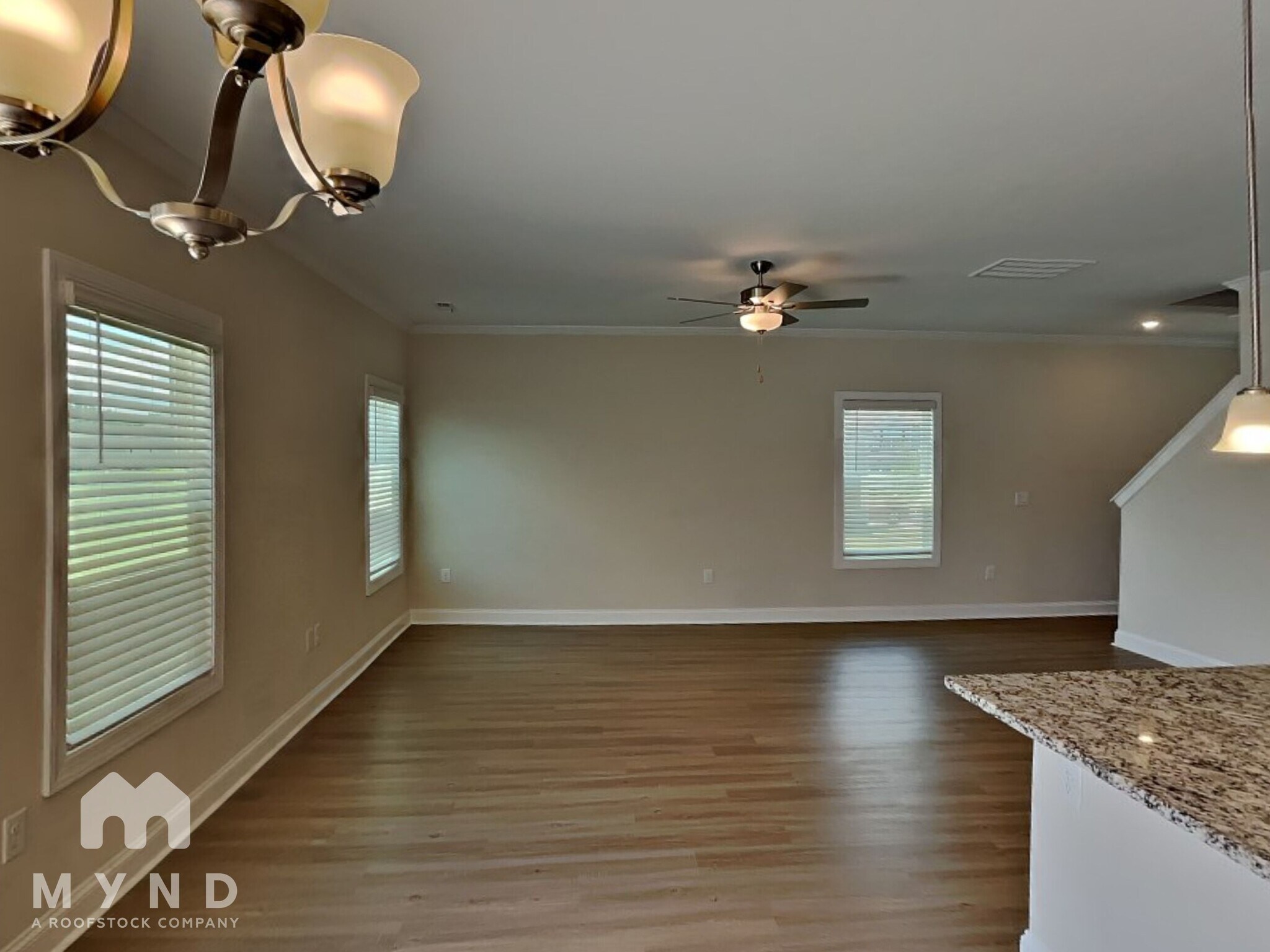 Building Photo - 158 Brixham Lp