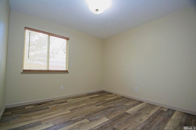 Building Photo - 3035 Bandera Ave
