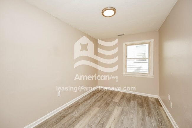 Building Photo - 12406 Emery Ave