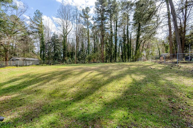 Building Photo - 1134 Baker Ln