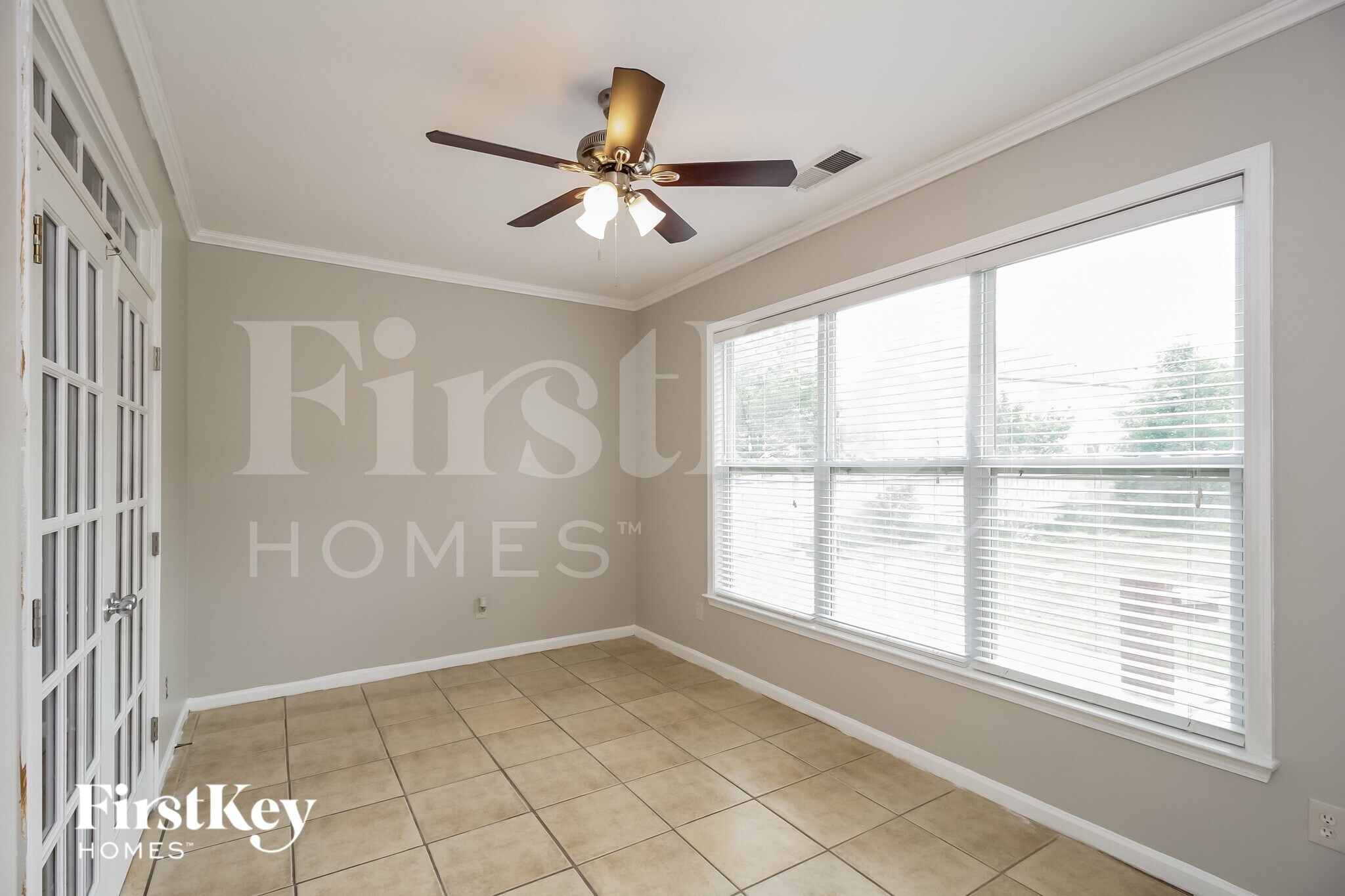 Building Photo - 30 Horseshoe Ln