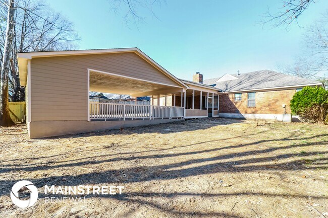 Building Photo - 5657 Redford Ave