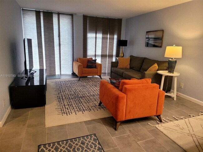 Building Photo - 1750 E Las Olas Blvd