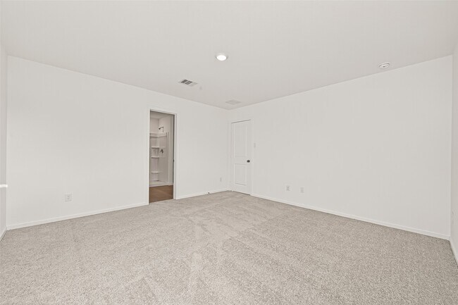 Building Photo - 26923 Dalmatian Bellflower Dr