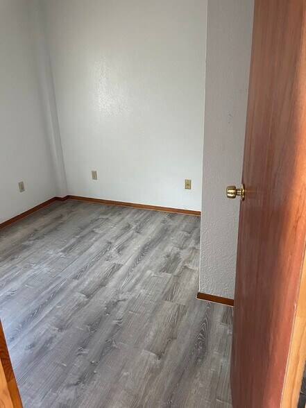 Building Photo - 114 Highland Ave