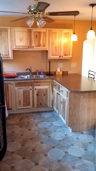 Kitchen 2 - 58 Maple St