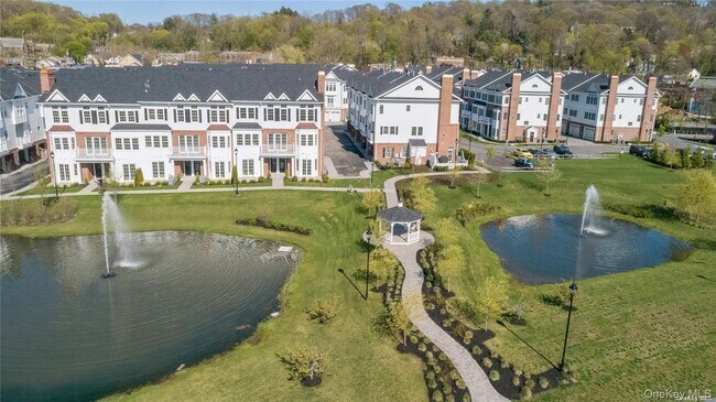 Building Photo - 1101 Grist Mill Cir