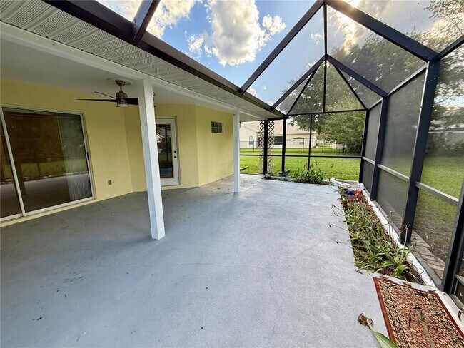 Building Photo - 31 Eastmoor Ln