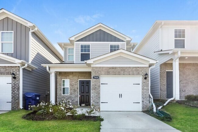 Primary Photo - Hpme for rent in Pell City!