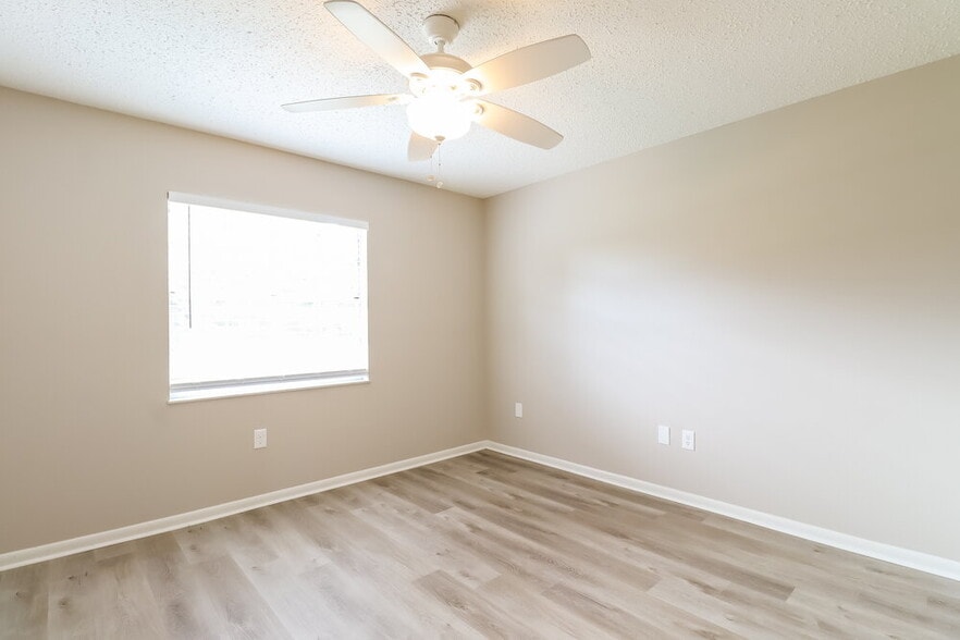 Building Photo - 143 Jenny Way