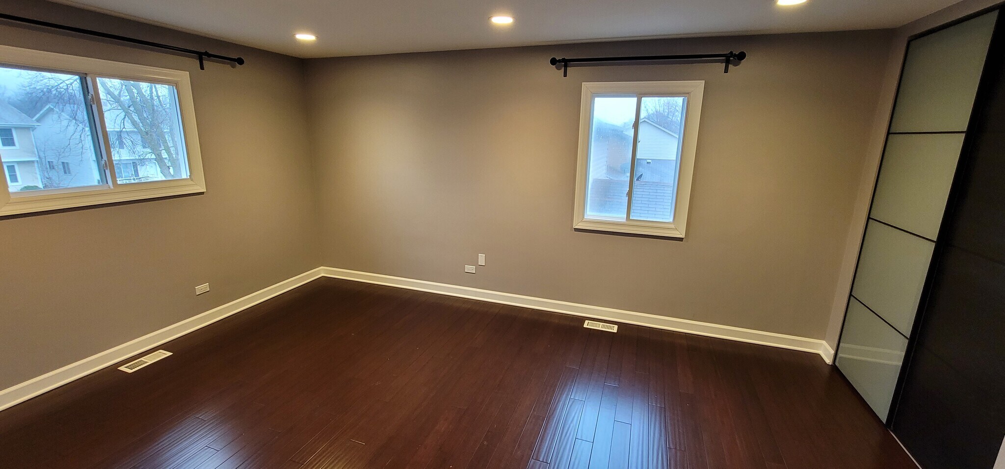 Building Photo - 1147 Needham Rd