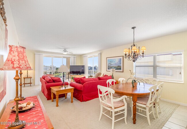 Building Photo - 8961 Lake Dr