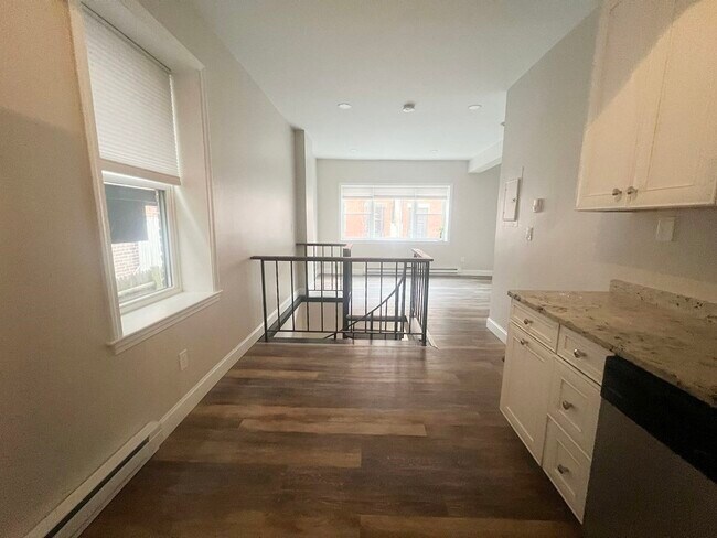 Building Photo - 62 Lubec St