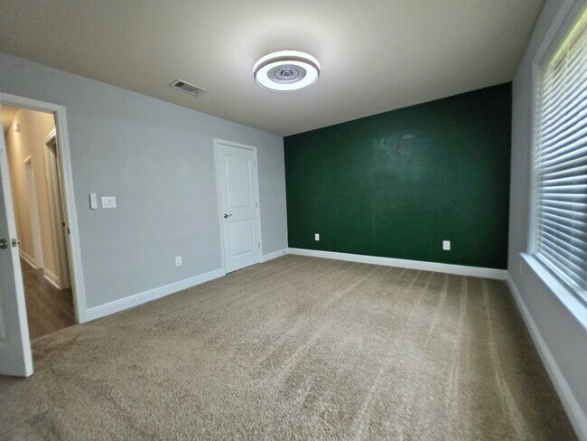 Building Photo - 14645 Birkdale Dr