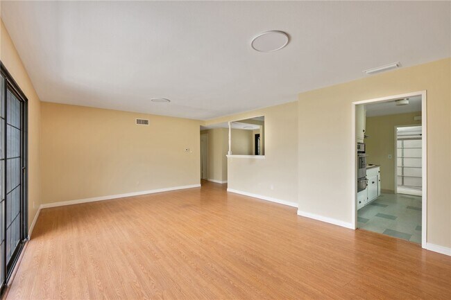 Building Photo - 11833 Pounds Ave