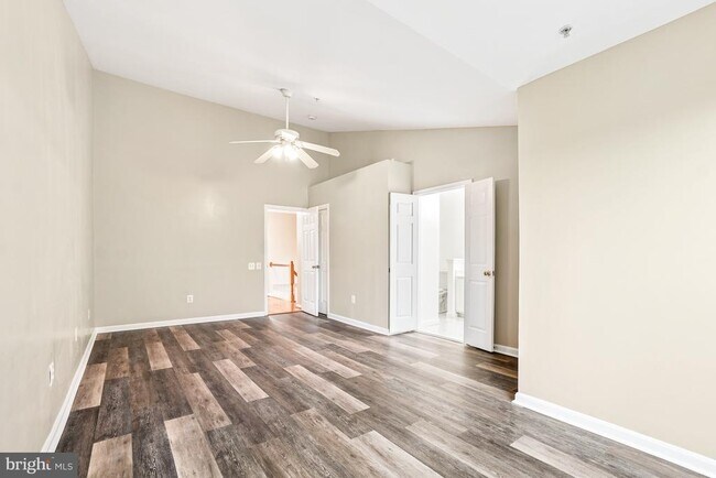 Building Photo - 13711 Dunbar Terrace