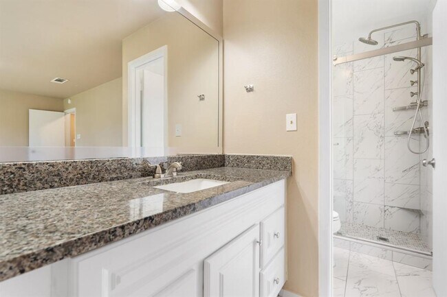 Building Photo - 10709 Onyx Cove