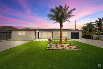 Building Photo - 12994 SE Papaya St
