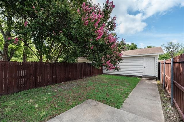 Building Photo - 3150 Tudor Ln
