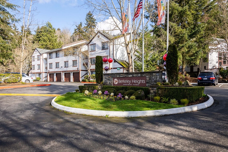 Building Photo - Berkeley Heights