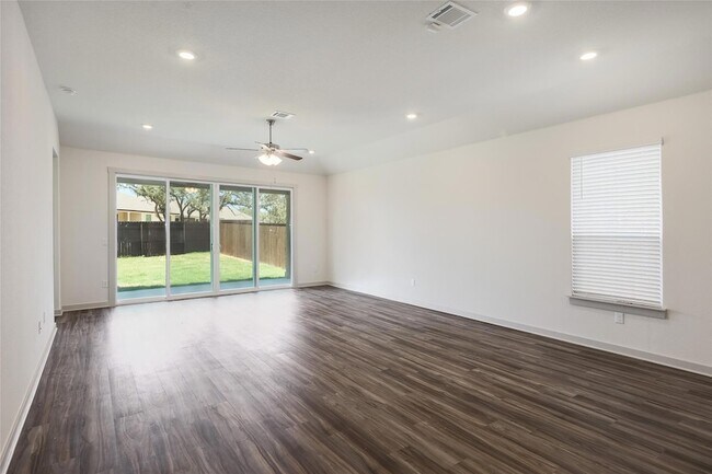 Building Photo - 1917 Centerline Ln