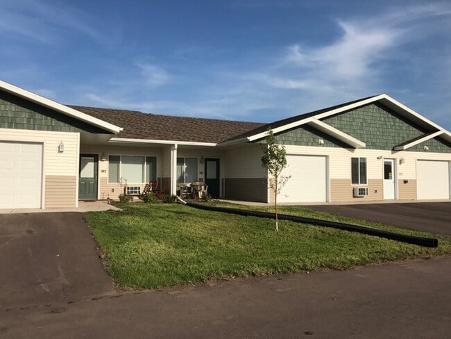 Primary Photo - 1406 N 51st St