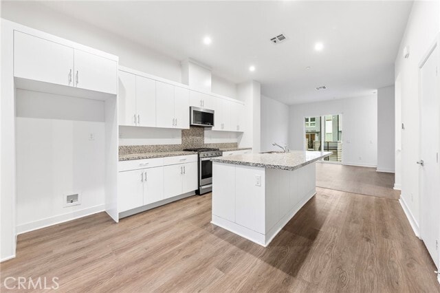 Building Photo - 1315 W Cara Dr