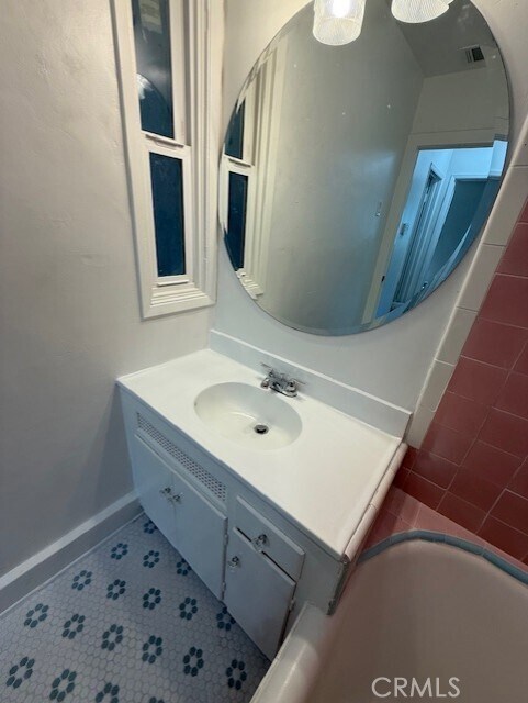 Building Photo - 2707 Locksley Pl