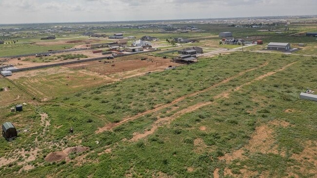 Building Photo - 3701 Timber Wolf Trl