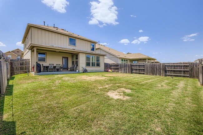 Building Photo - 497 Purple Heart Dr