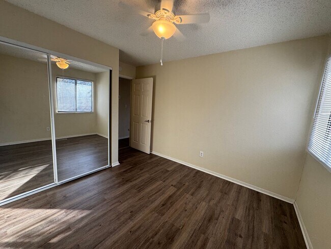 Building Photo - 605-607 West 15th st