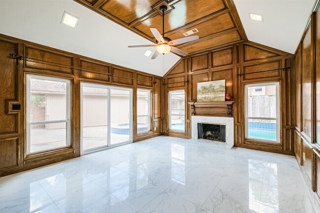 Building Photo - 12214 Cypresswood Dr