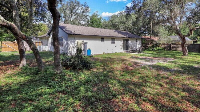 Building Photo - 2963 Moore Dr